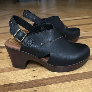 B.O.C shoes, wedge,clogs, platform black cecila size 10